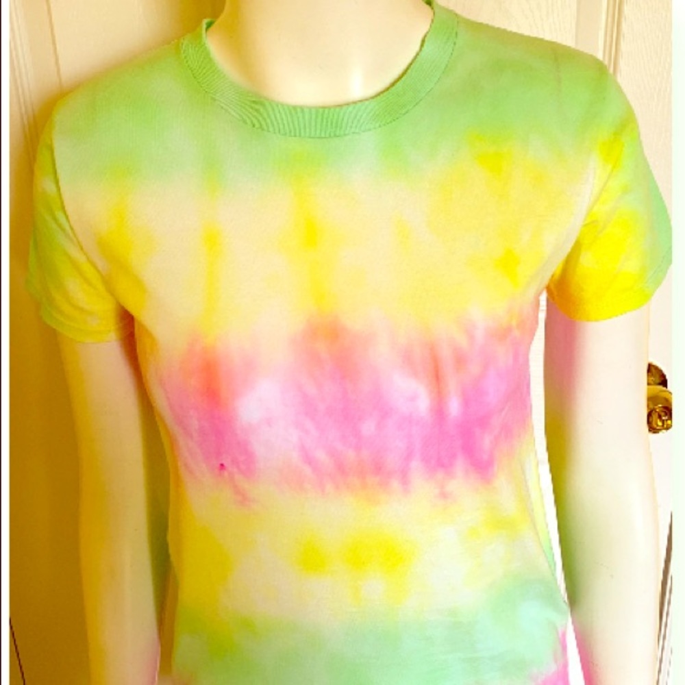 Vibrant neon Tie dye shirt